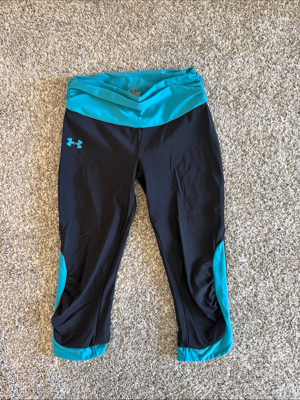 Under Armour Black and Teal Capri Workout Pants